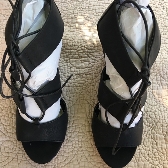 Michael Antonio Andra Lace Wedge Sandals - Picture 4 of 7